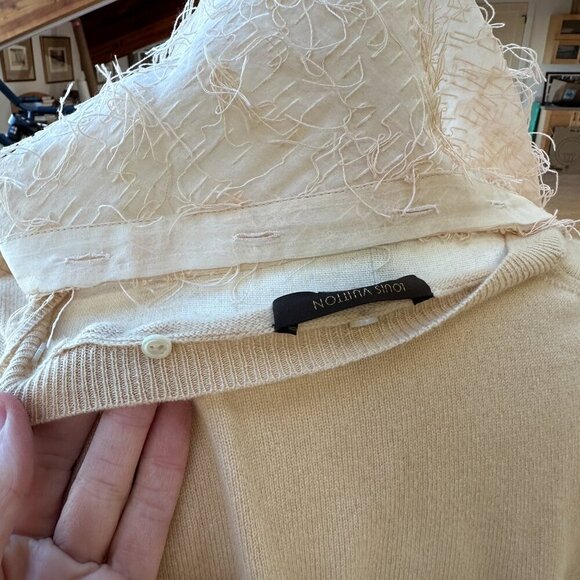 Louis Vuitton Cashmere pullover sweater with button on Accent Vintage (ish) XL - Picture 13 of 14